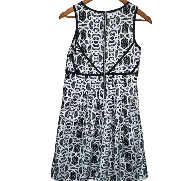 Motherhood Black White Lace Print Dress Women's Size Small Back Zip - Picture 4 of 7